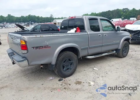 2002 Toyota Tundra Ltd V8 из США, поврежденный, VIN 5TBBT48172S259131